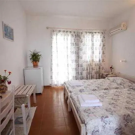 Skios Ornos (Mykonos)